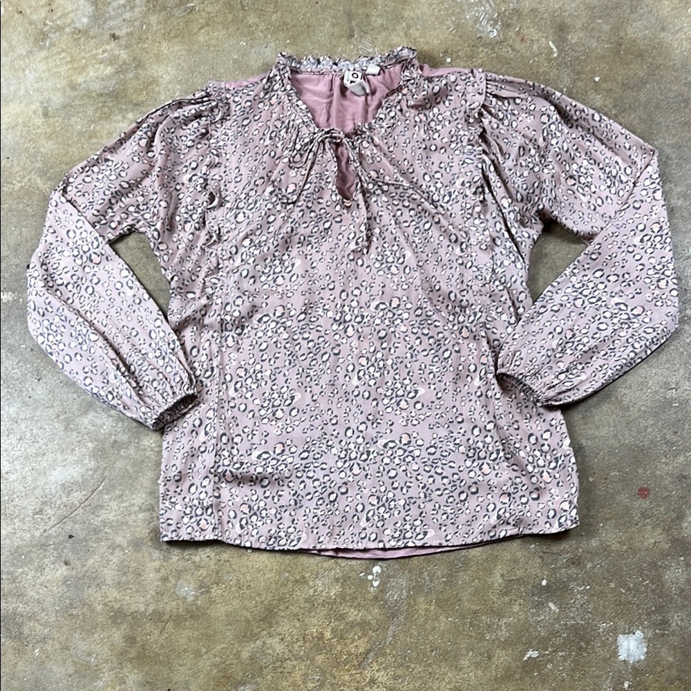 Anthropologie Dolan Dusty Pink Ruffled Long Sleeve Blouse
Size: XS